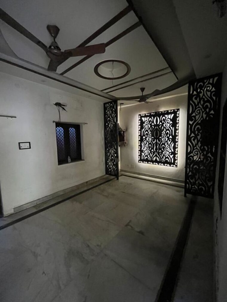Room, lohia nagar 5 Bedroom 150 Sq.Yd. Independent House In Lohia Nagar Ghaziabad 10548734
