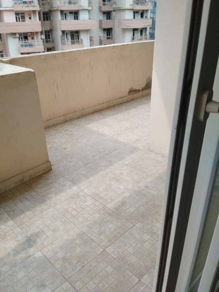 Balcony, supertech-cape-town 2 Bedroom 1250 Sq.Ft. Apartment In Sector 74 Noida 10548787