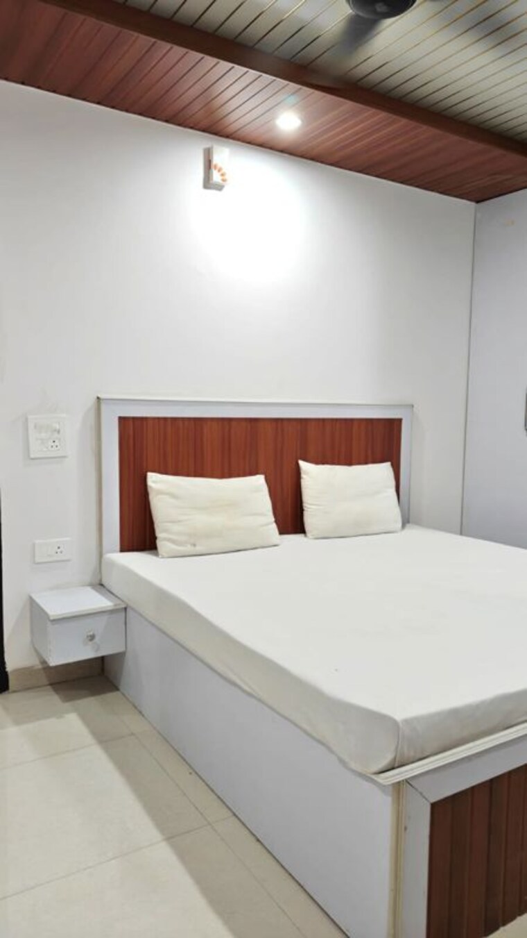 Bedroom, sector 39 Studio 639 Sq.Ft. Builder Floor In Sector 39 Gurgaon 10548799