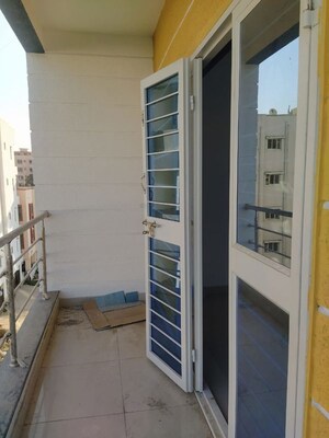 Balcony in 1 BHK Apartment at Kamgar Nagar – for Rent