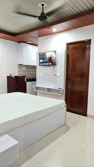 Kitchen in Studio Builder Floor at Sector 32 – for Rent