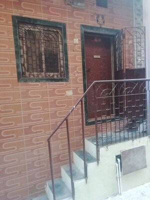 Staircase in 1 RK Independent House at Ghatkopar West – for Rent