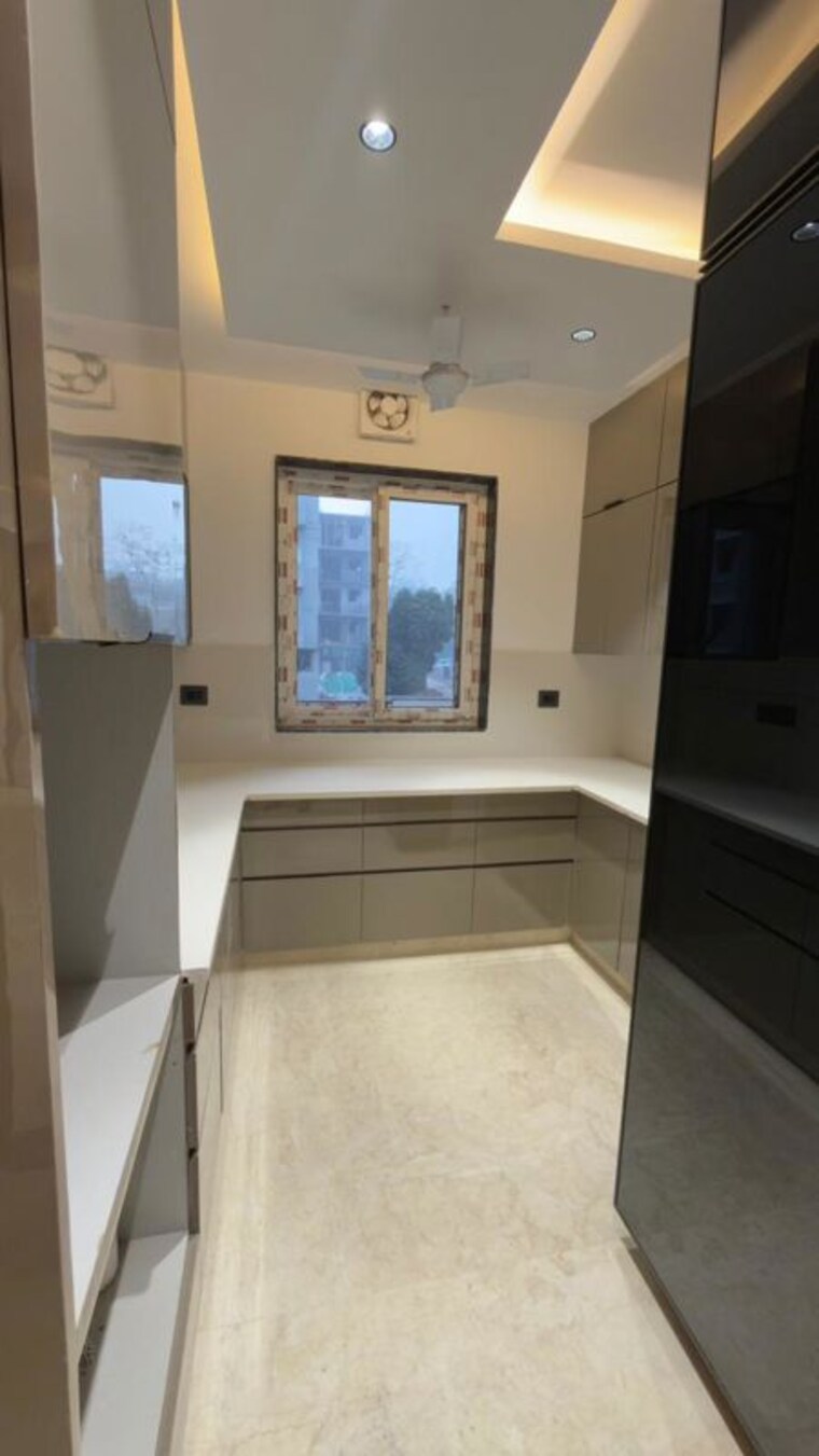 Kitchen, green fields colony 3 Bedroom 1305 Sq.Ft. Builder Floor In Green Fields Colony Faridabad 10546021
