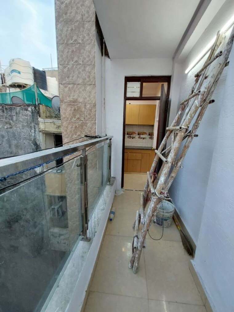 Balcony, khirki extension 1 Bedroom 450 Sq.Ft. Builder Floor In Khirki Extension Delhi 10548843
