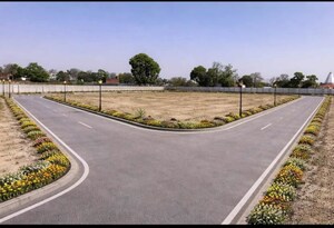   Plot at Gosainganj – for Sale