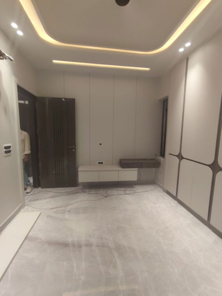 undefined, vikas puri 3 Bedroom 200 Sq.Yd. Builder Floor In Vikas Puri Delhi 10548863