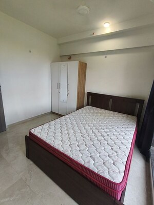 Bedroom in 1 BHK Apartment at Platinum Tower 7, Andheri West – for Rent