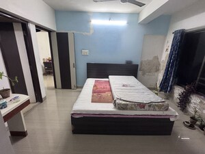 Master Bedroom in 2 BHK Apartment at Veesita Luxuria, Tardeo – for Rent