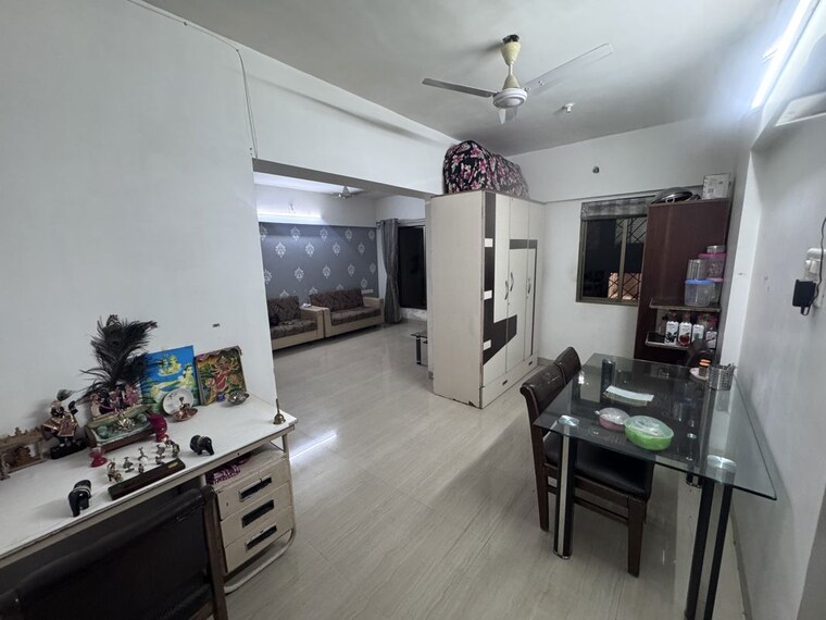 Hall, veesita-luxuria 2 Bedroom 1000 Sq.Ft. Apartment In Tardeo Mumbai 10548879