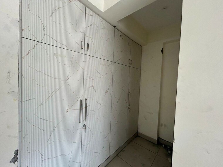 Bathroom, gaur-city-4th-avenue 3.5 Bedroom 1650 Sq.Ft. Apartment In Sector 4 Greater Noida Greater Noida 10548926