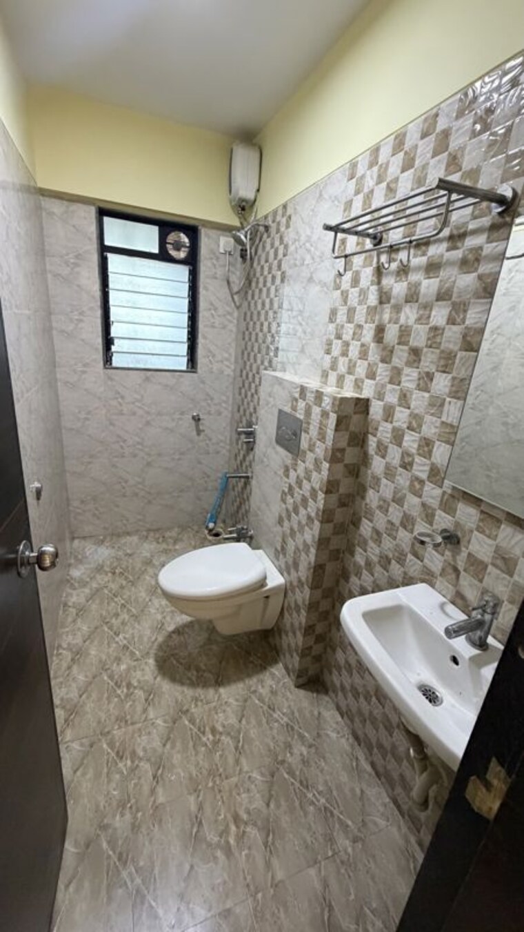 Bathroom, smgk-associates-residency 1 Bedroom 400 Sq.Ft. Apartment In Jogeshwari West Mumbai 10548938