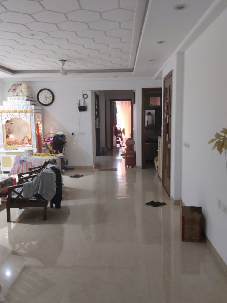 Living Room, chattarpur 4 Bedroom 200 Sq.Yd. Builder Floor In Chattarpur Delhi 10500258