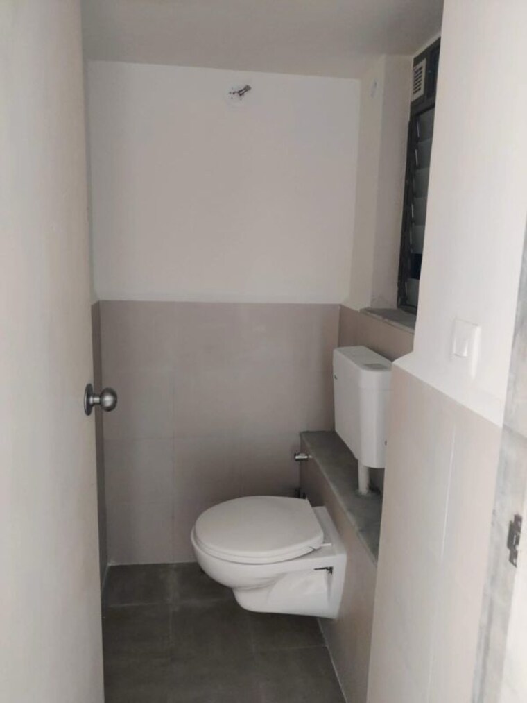 Bathroom, lodha-vista 1 Bedroom 450 Sq.Ft. Apartment In Lower Parel Mumbai 10479993