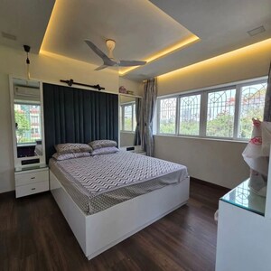 Bedroom in 1 BHK Apartment at Nahars Everest, Versova – for Rent
