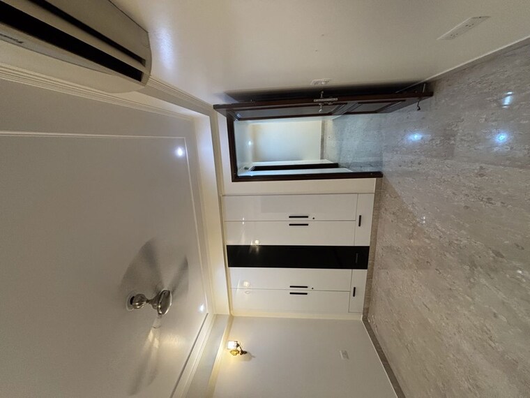 Room, greater kailash i 3 Bedroom 208 Sq.Yd. Builder Floor In Greater Kailash I Delhi 10549028