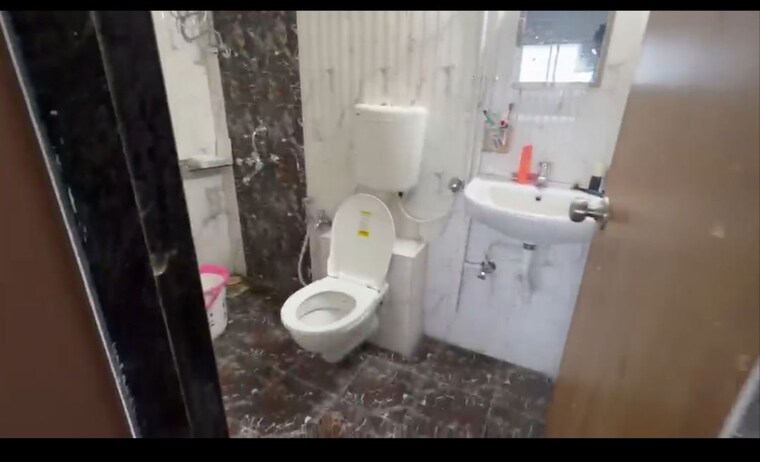 Bathroom, vasai west 2 Bedroom 1250 Sq.Ft. Apartment In Vasai West Palghar 10549033