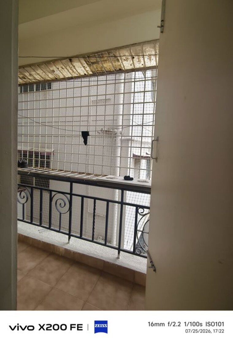 Balcony, pearl-coronet 3 Bedroom 2200 Sq.Ft. Penthouse In Cv Raman Nagar Bangalore 10549037