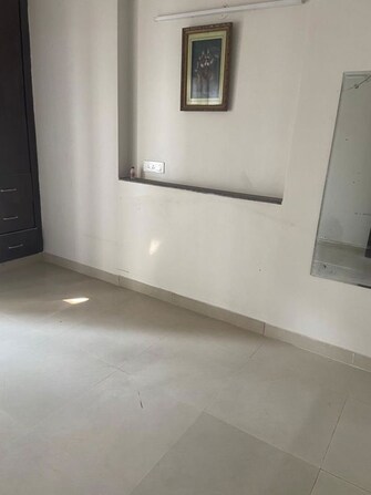 2.5 BHK + Study Room 1250 Sq.Ft. Apartment in Mahagun Moderne