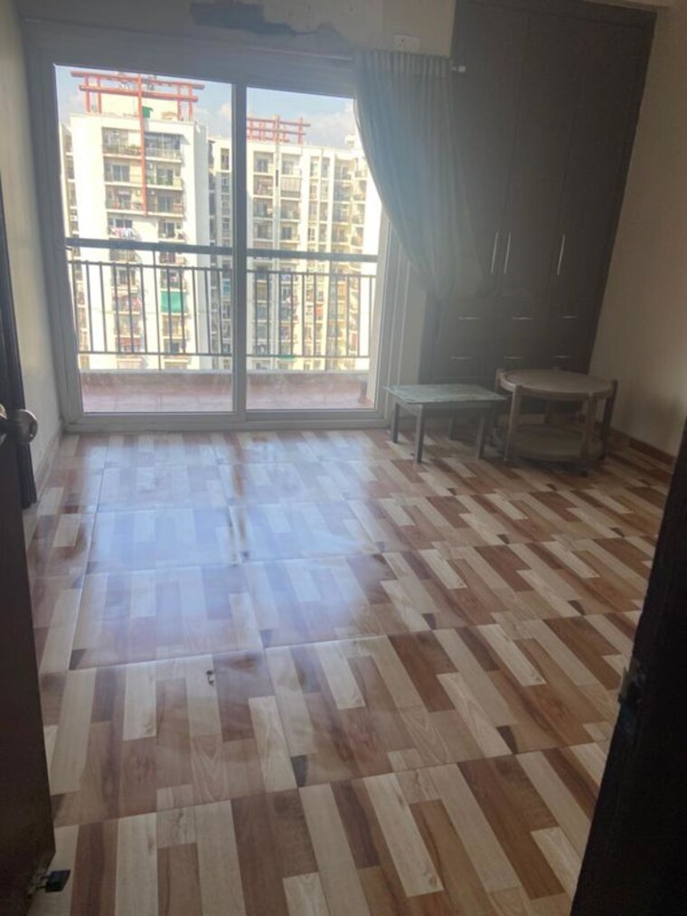 Room, mahagun-moderne 2.5 Bedroom 1250 Sq.Ft. Apartment In Sector 78 Noida 10549053