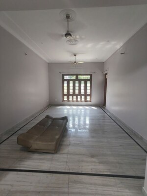 Building Lobby in 3.5 BHK Independent House at Gomti Nagar – for Rent