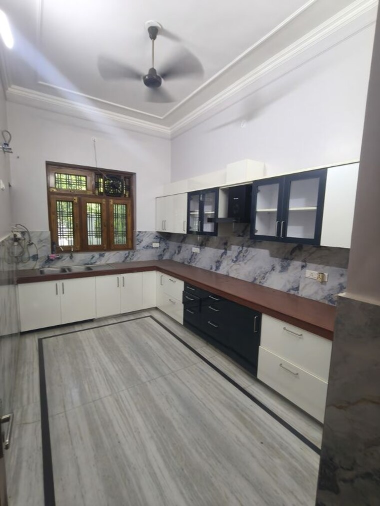 Kitchen, gomti nagar 3.5 Bedroom 3255 Sq.Ft. Independent House In Gomti Nagar Lucknow 10549057