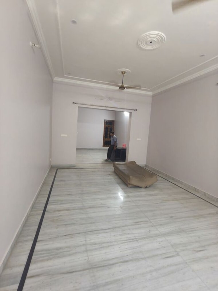 Room, gomti nagar 3.5 Bedroom 3255 Sq.Ft. Independent House In Gomti Nagar Lucknow 10549057