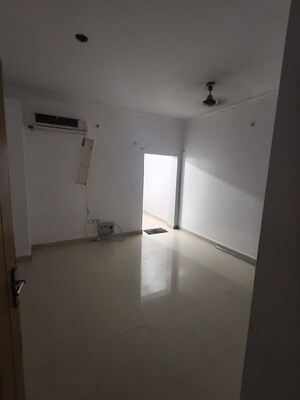 Room in 2 BHK Independent House at Kamta – for Rent