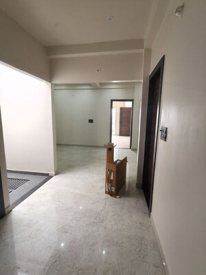 Room in 3 BHK Apartment at Pardos Okas Residency, Sushant Golf City – for Rent