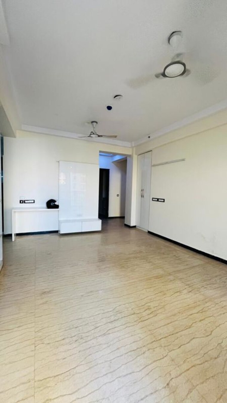 Room, dasnac-the-jewel 3.5 Bedroom 1900 Sq.Ft. Apartment In Sector 75 Noida 10549077