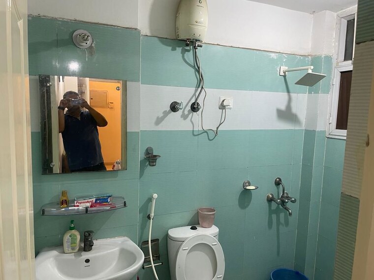Attached Bathroom, prateek-wisteria 4 Bedroom 2115 Sq.Ft. Apartment In Sector 77 Noida 10549078
