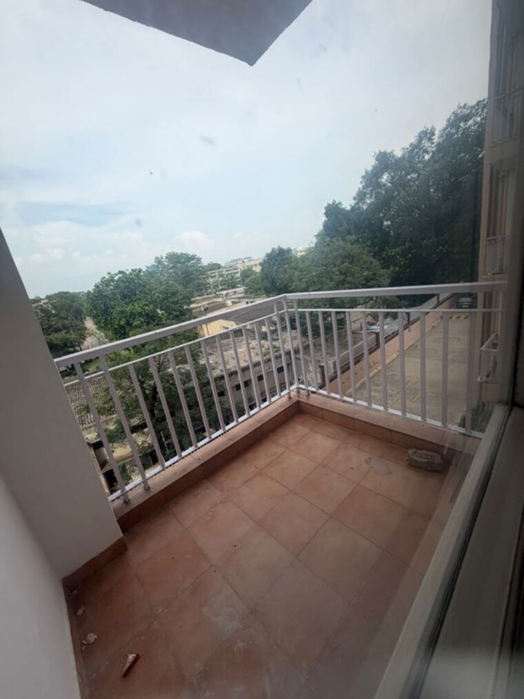 Balcony, maxworth-premier-urban 3.5 Bedroom 1800 Sq.Ft. Apartment In Sector 15 Gurgaon 10549088