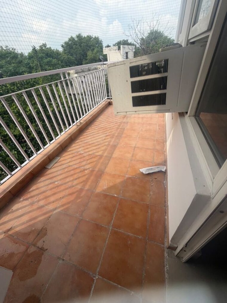 Balcony, maxworth-premier-urban 3.5 Bedroom 1800 Sq.Ft. Apartment In Sector 15 Gurgaon 10549088