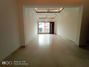 Room in 3 BHK Builder Floor at Greater Kailash I – for Rent
