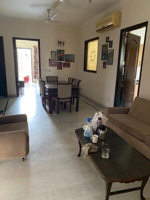 Living Room in 2 BHK Builder Floor at South City 1 – for Rent