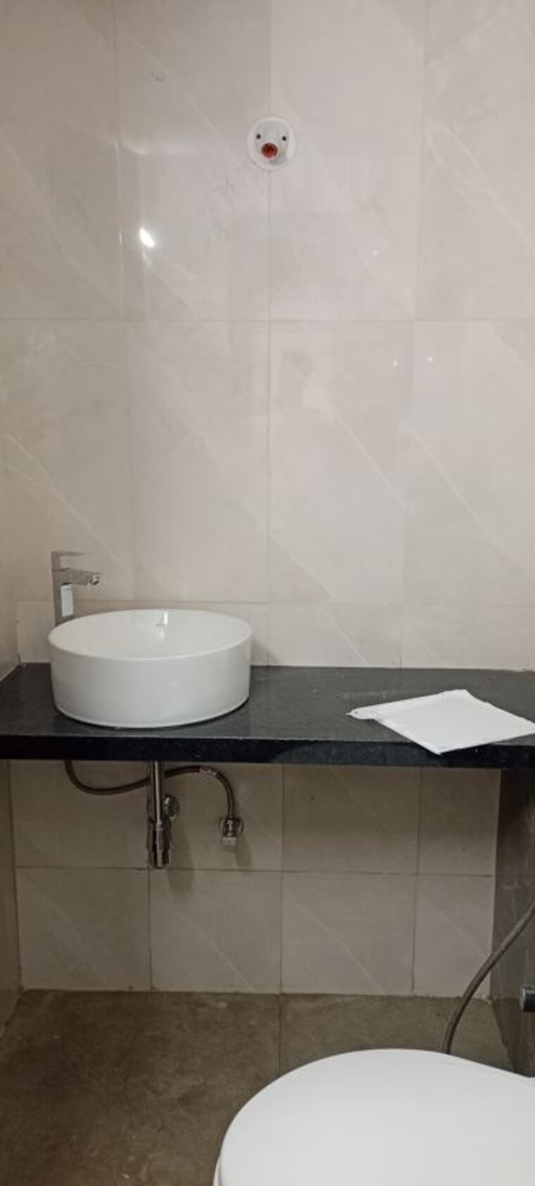 Bathroom, prathmesh-tower-worli 2 Bedroom 725 Sq.Ft. Apartment In Worli Mumbai 10549099