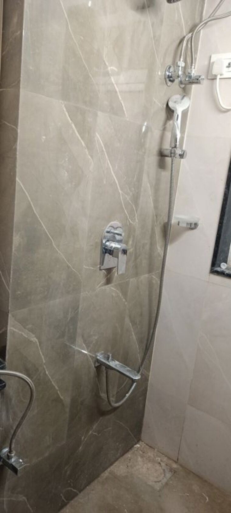 Bathroom, prathmesh-tower-worli 2 Bedroom 725 Sq.Ft. Apartment In Worli Mumbai 10549099