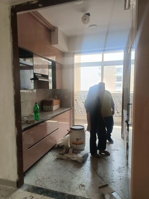 Bathroom in 4 BHK Apartment at Sector 76 – for Rent