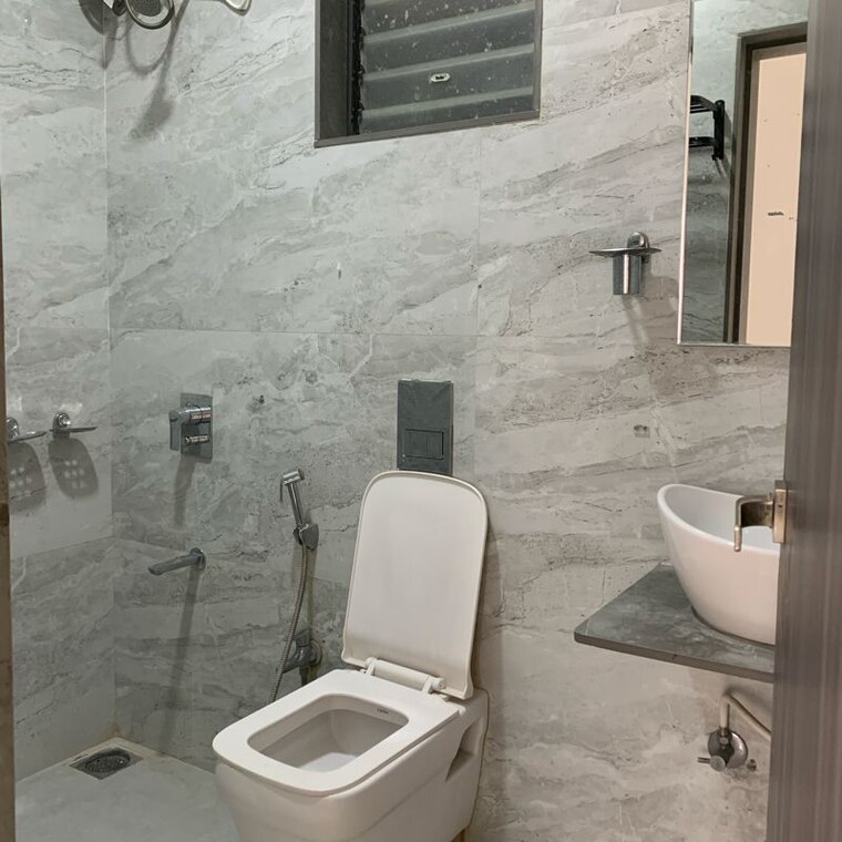 Bathroom, h-rishabraj-park-vistas 2 Bedroom 725 Sq.Ft. Apartment In Dalvi Nagar Mumbai 10549114