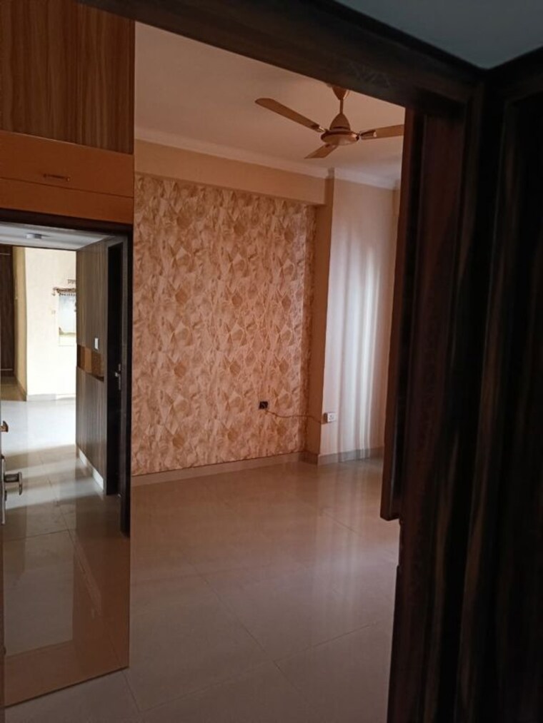 Room, antriksh-golf-view-ii 3 Bedroom 1650 Sq.Ft. Apartment In Sector 78 Noida 10549116