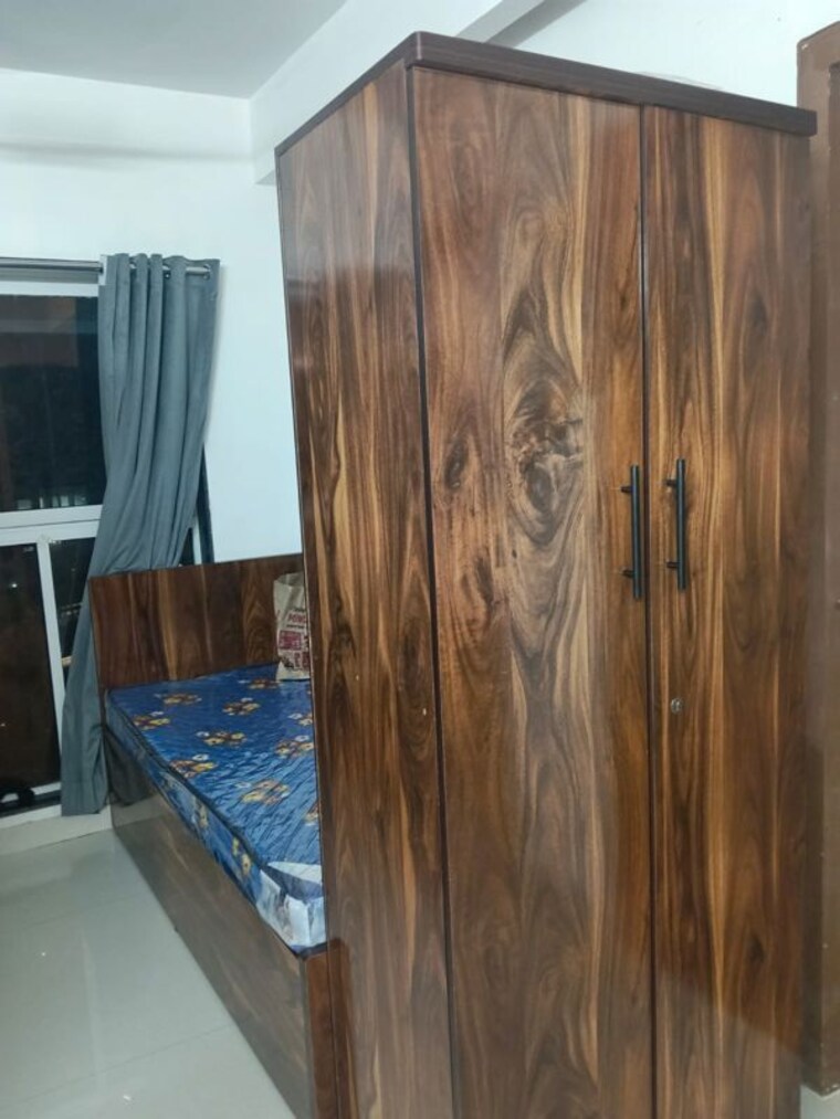 Bedroom, worli Pg For Boys & Girls In Worli 10549117