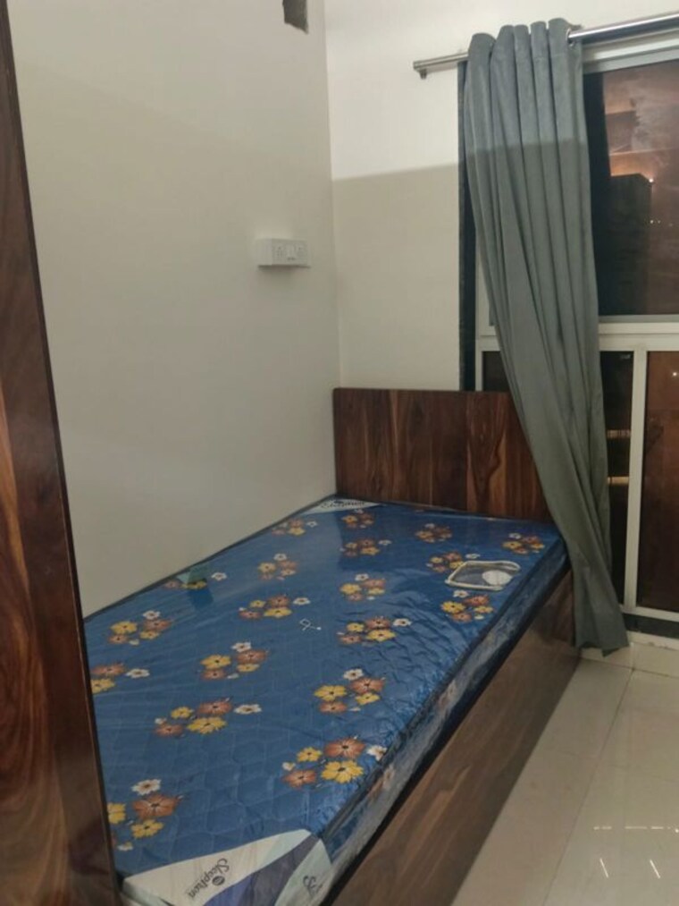 Bedroom, worli Pg For Boys & Girls In Worli 10549117