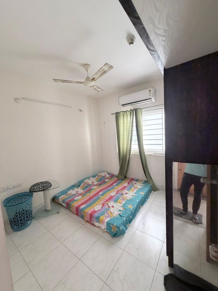 Bedroom, mantri-group-celestia 3 Bedroom 1200 Sq.Ft. Apartment In Gachibowli Hyderabad 10549152