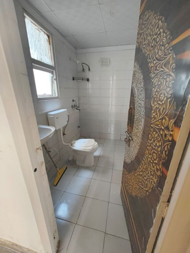 Bathroom, adore-happy-homes 2 Bedroom 850 Sq.Ft. Apartment In Sector 86 Faridabad 10548313