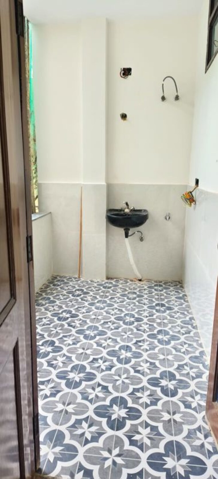 Balcony, sector 36 Pg For Boys & Girls In Sector 36 10549170