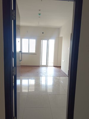Room in Studio Apartment at Purva Silversands, Mundhwa – for Rent