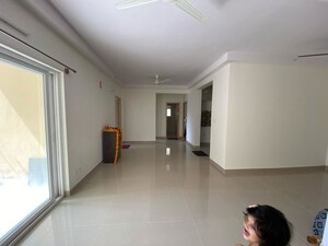 Room in 3 BHK Apartment at Century Breeze, Jakkuru – for Rent