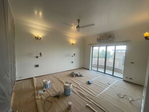 Room in 4 BHK Builder Floor at Sector 22 – for Rent