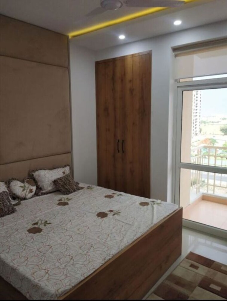 Living Room, sector 21 2 Bedroom 1300 Sq.Ft. Builder Floor In Sector 21 Gurgaon 10549206