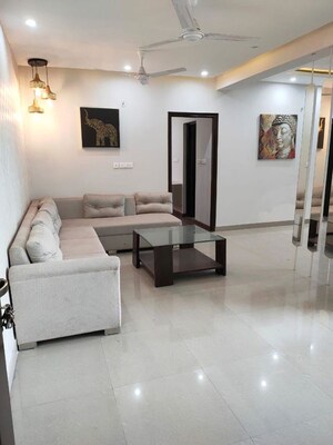 Living Room in 2 BHK Builder Floor at Sector 21 – for Rent