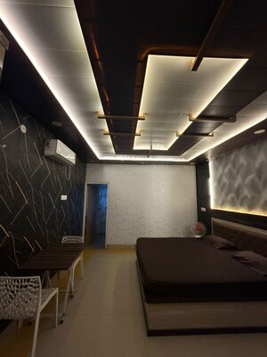 Team Area in 1 BHK Independent House at Knowledge Park 3 Greater Noida – for Rent
